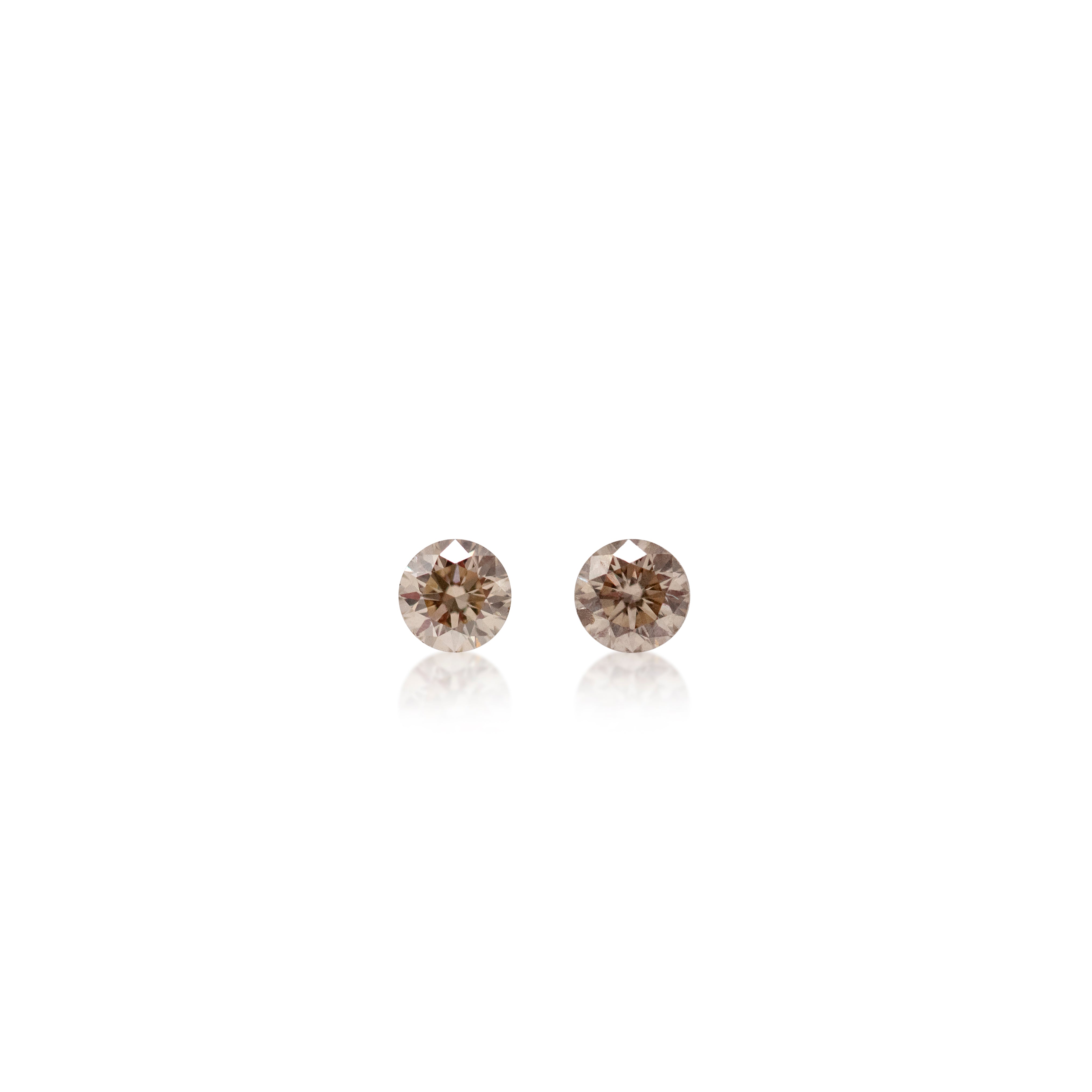 2 = 0.22 cts Argyle Champagne C2 Round Brilliant Cut