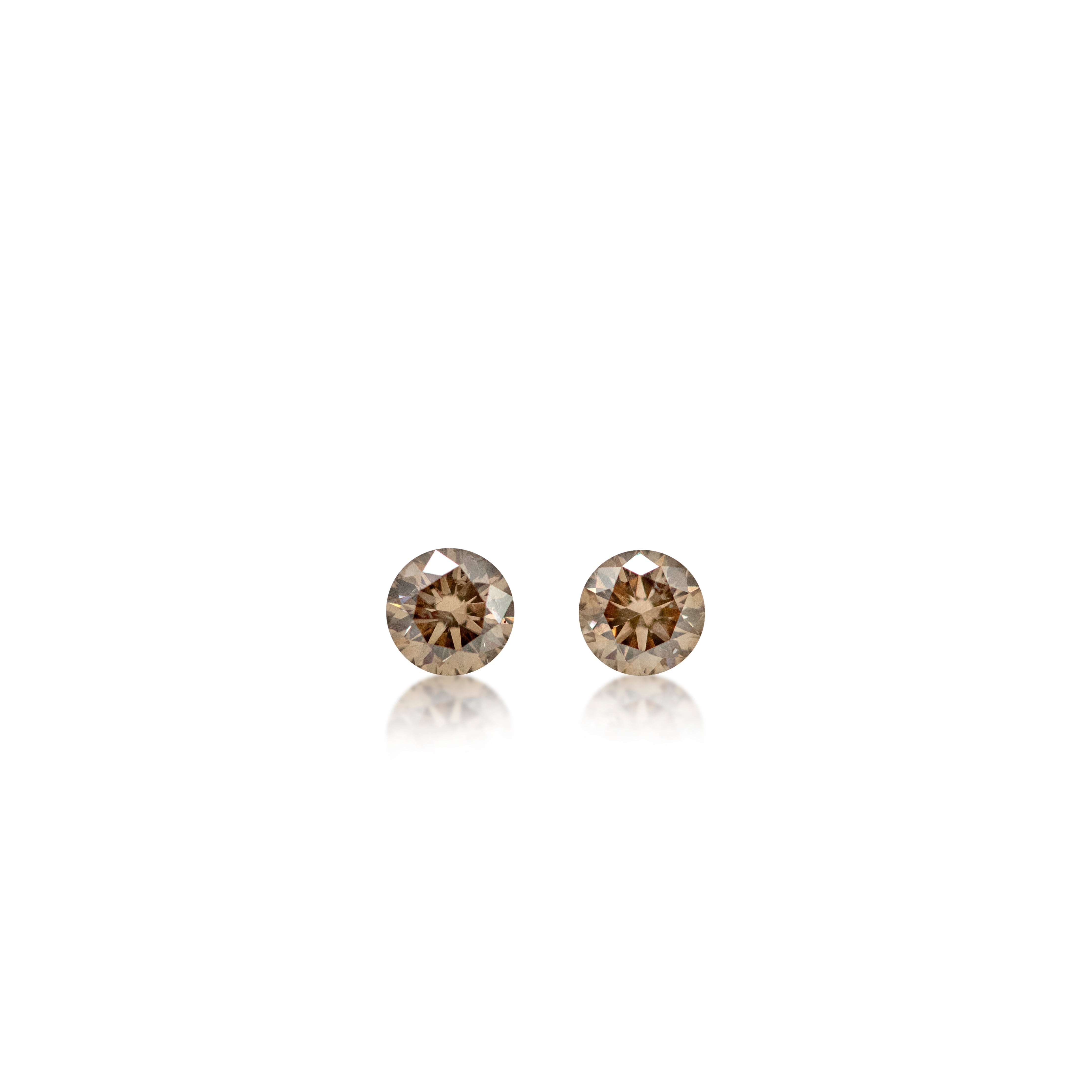 2 = 0.34 ct Argyle Champagne C6 Roud Brilliant Cut