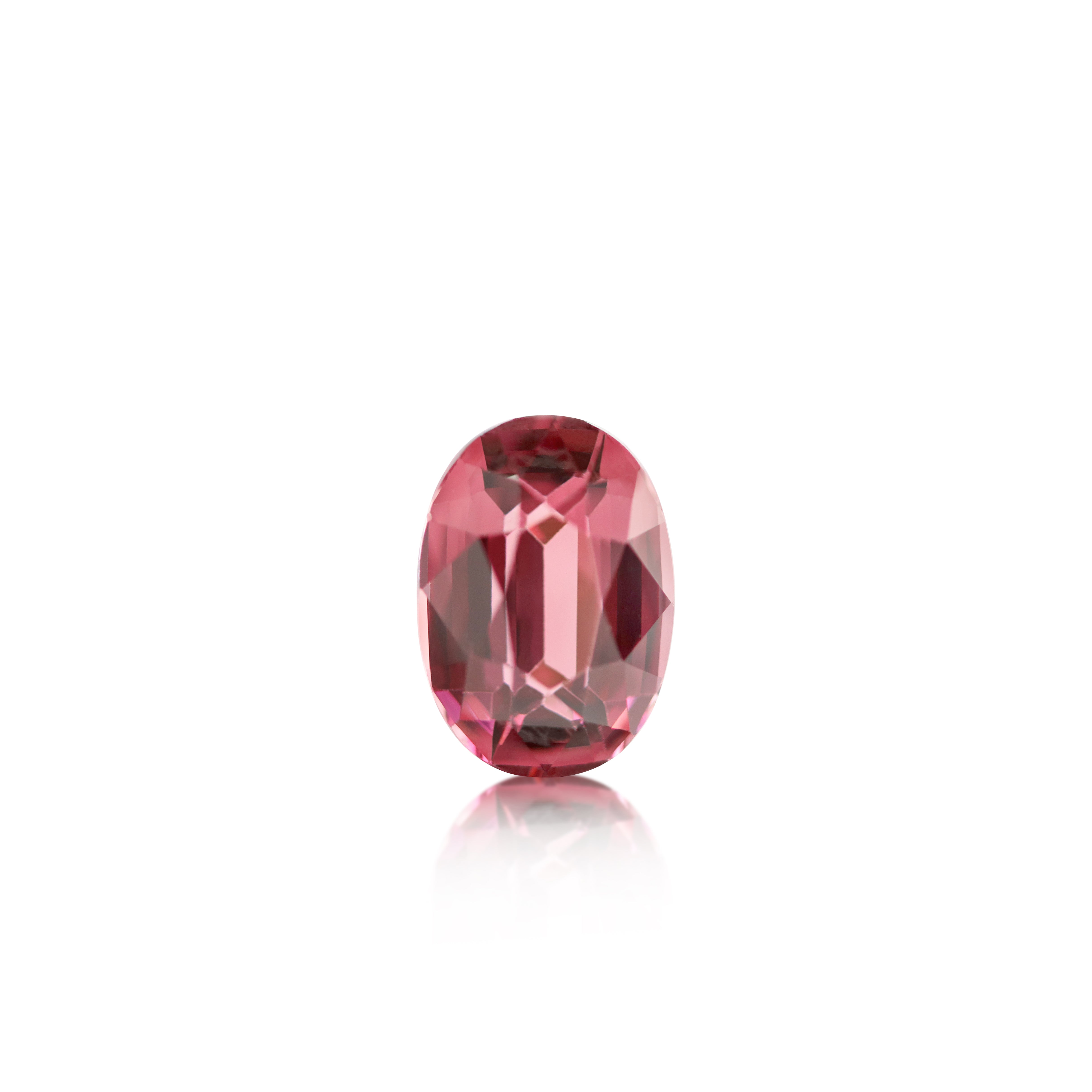 2.87 ct Deep Pink Garnet Oval cut