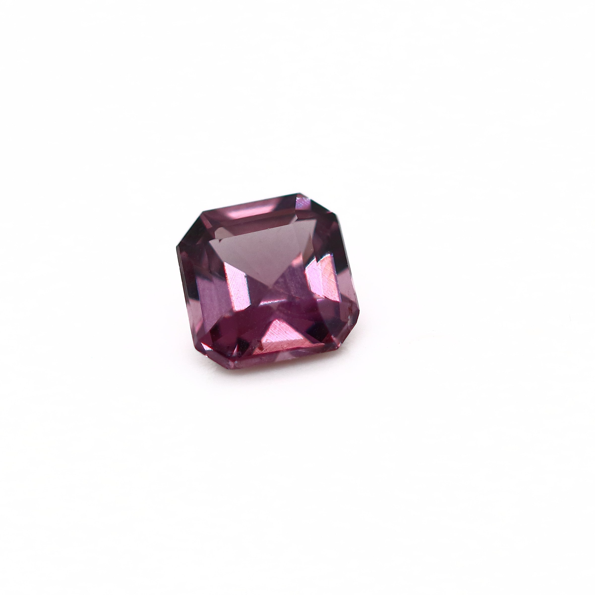 0.99 ct Mauve Spinel