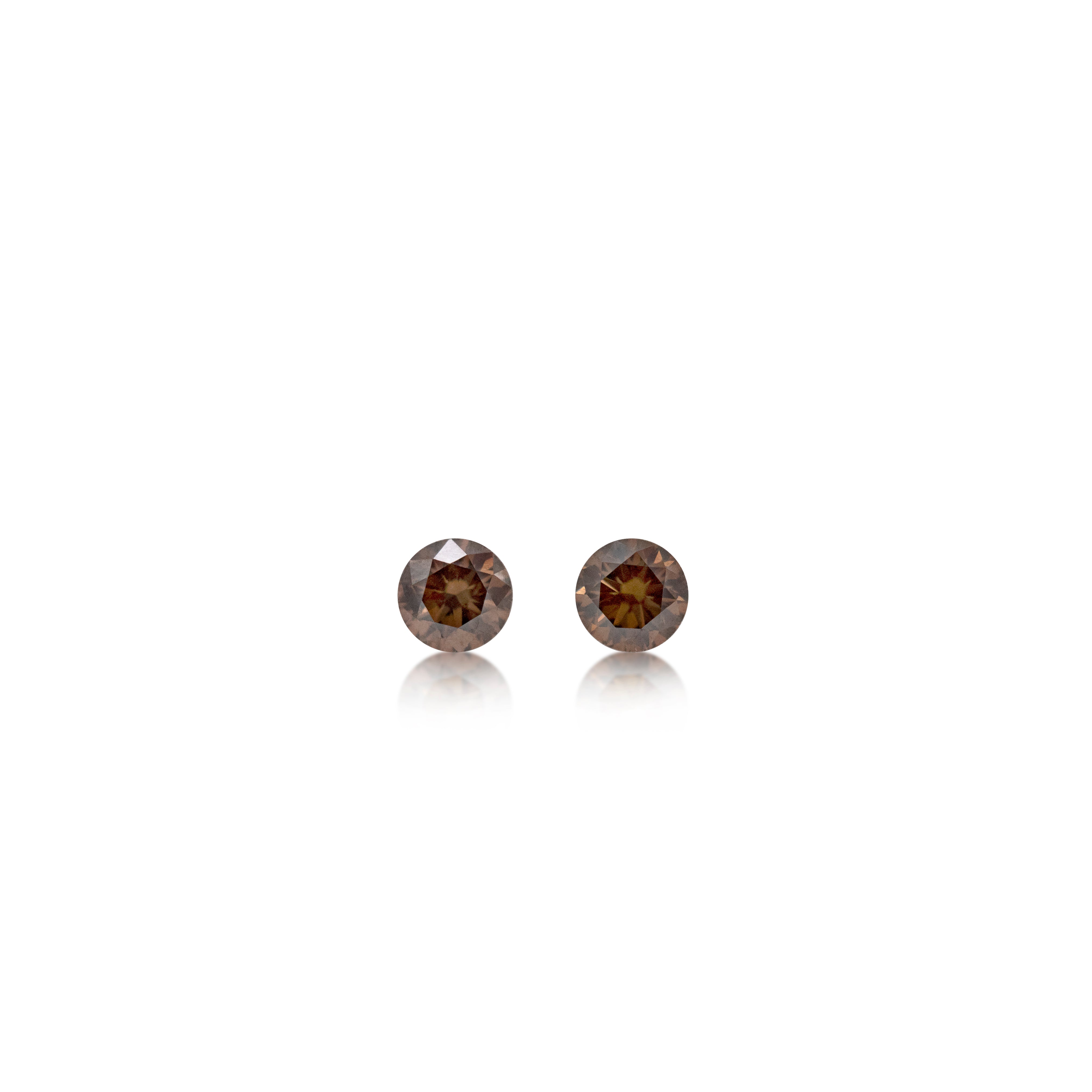 2 = 0.22 cts Argyle Champagne C7 Round Brilliant Cut