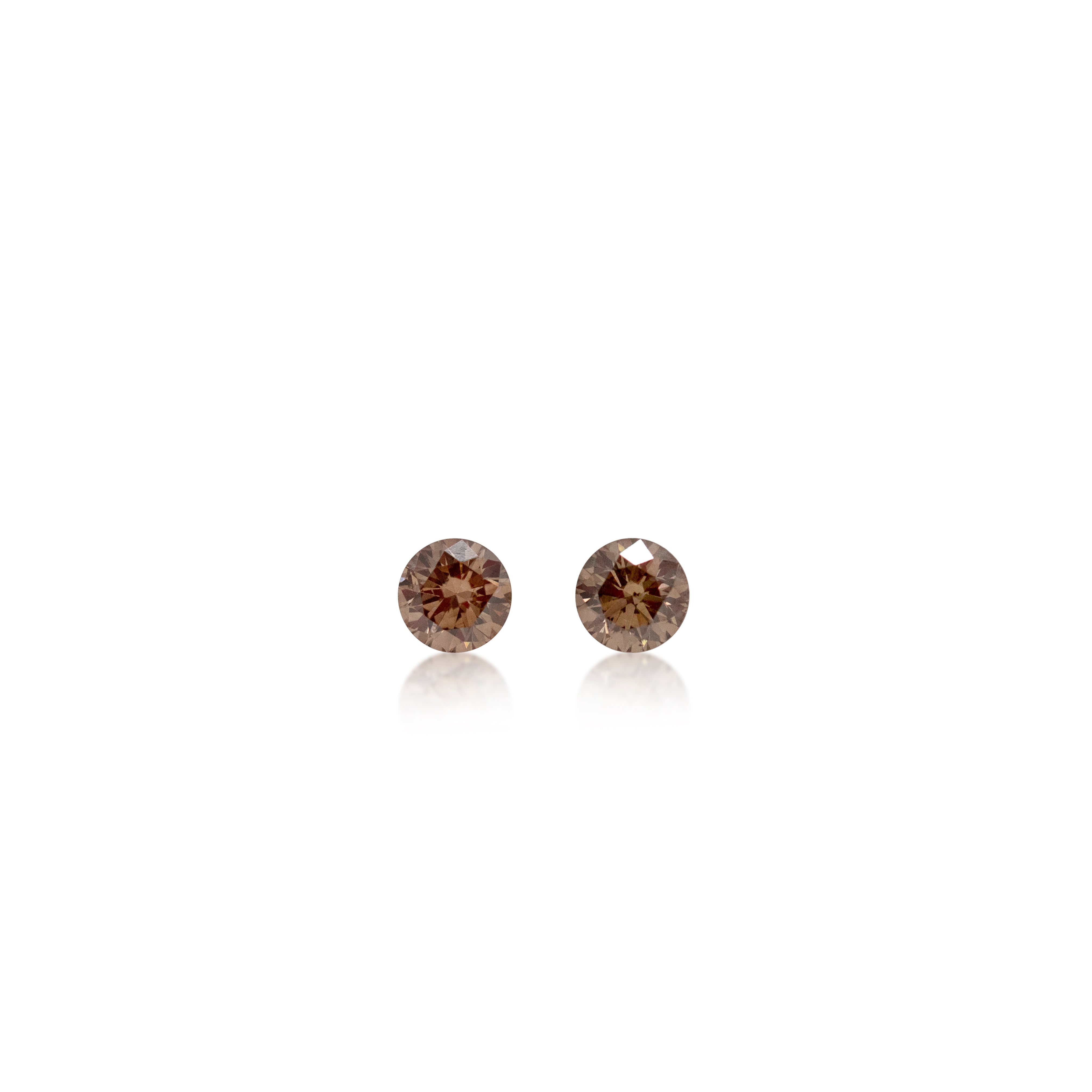 2 = 0.34 cts Argyle Champagne C5 Round Brilliant Cut