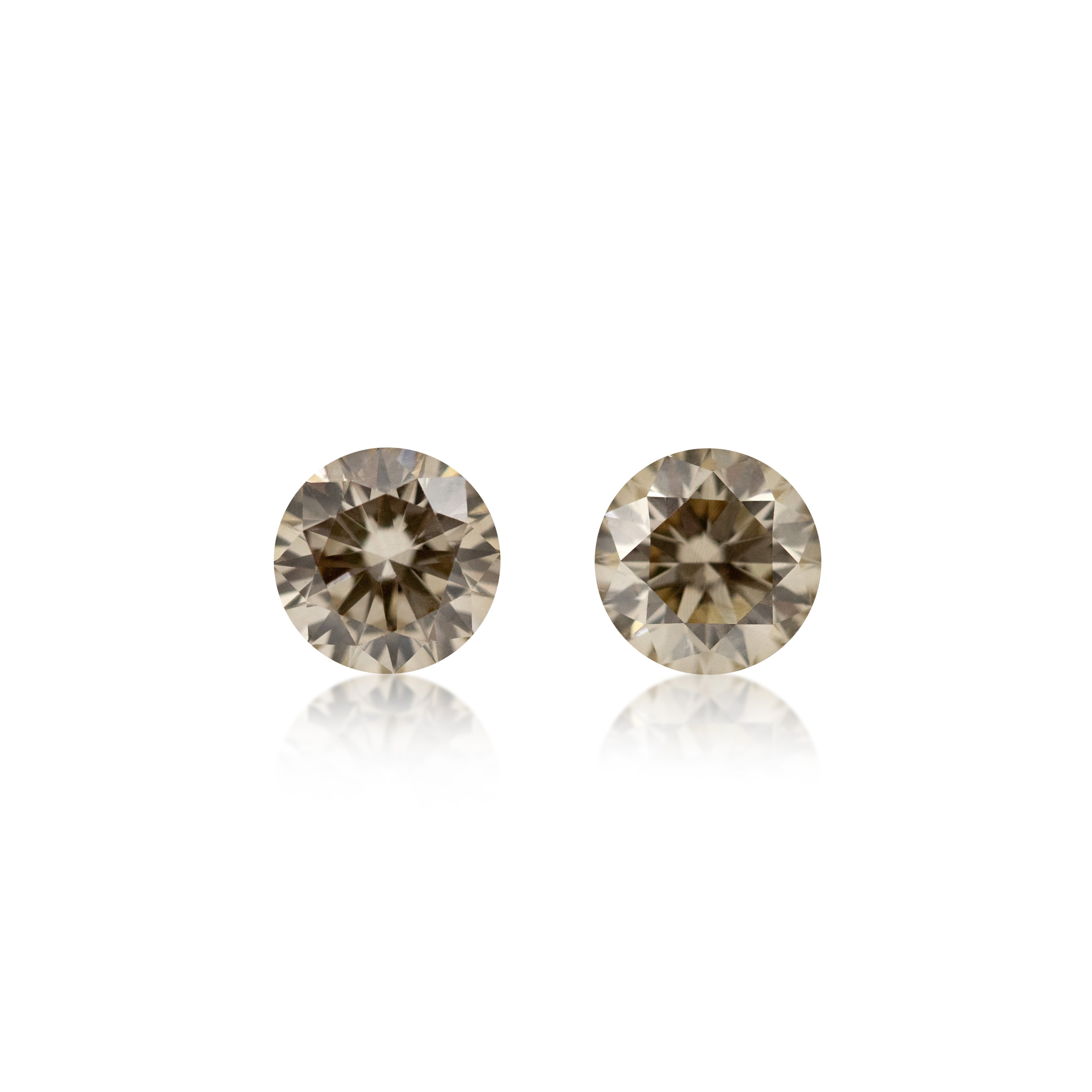 2 = 2.19 ct C2 Round Brilliant Cut
