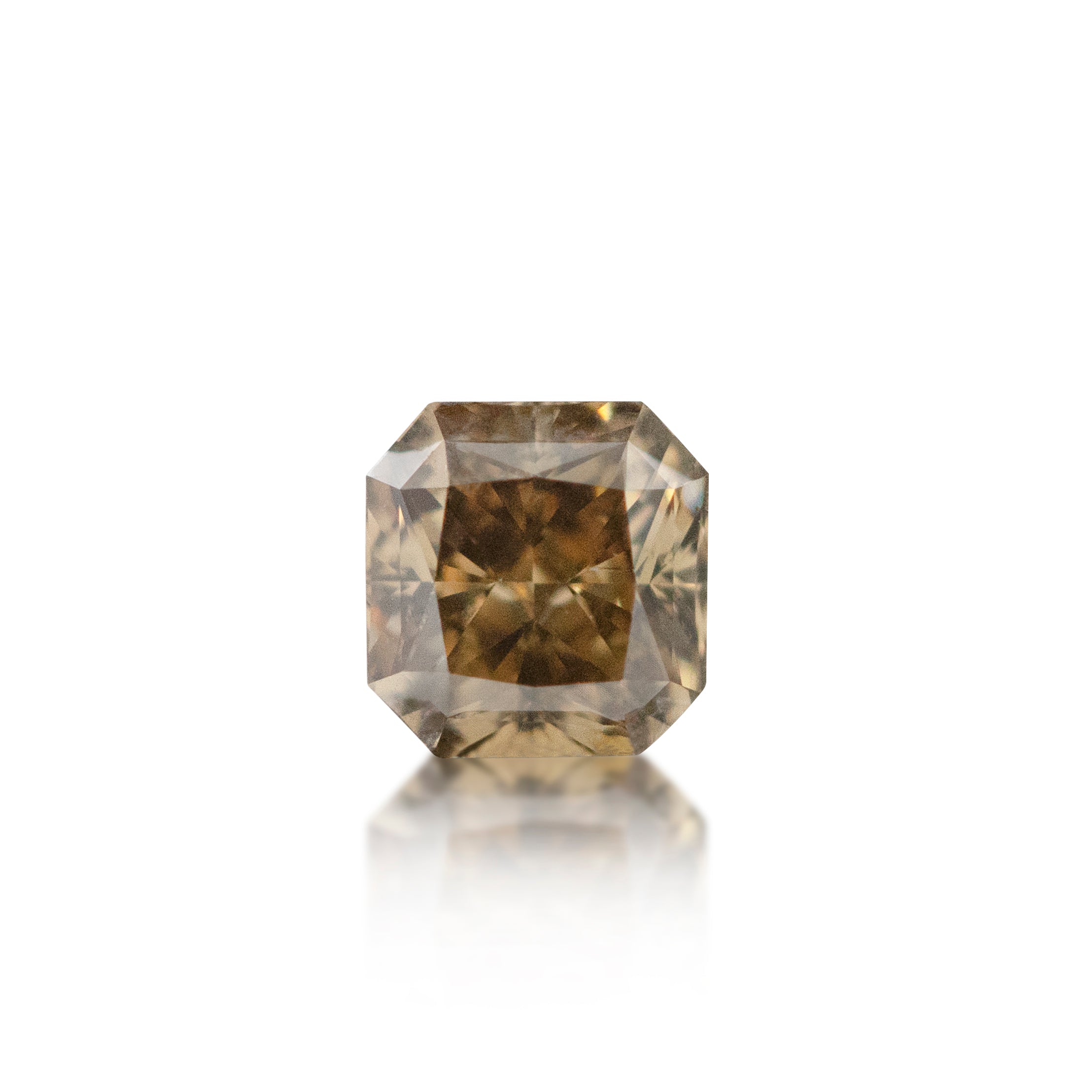 0.32ct Argyle Champagne Radiant Cut C5