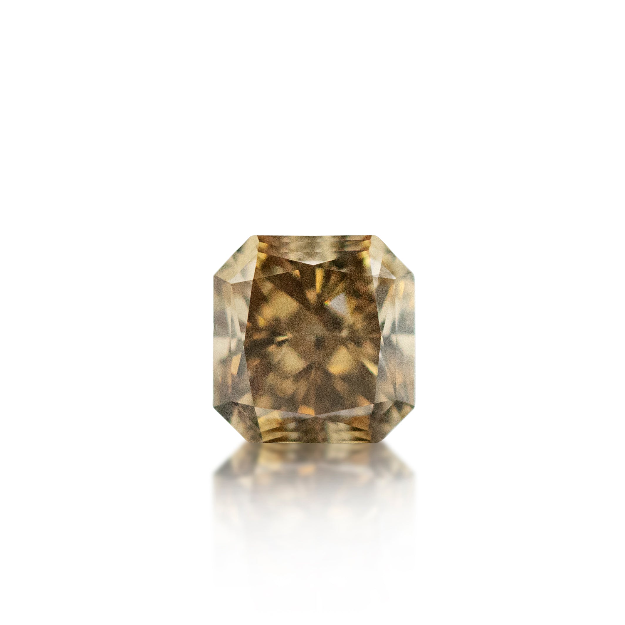 0.45ct Argyle Champagne Radiant Cut C3