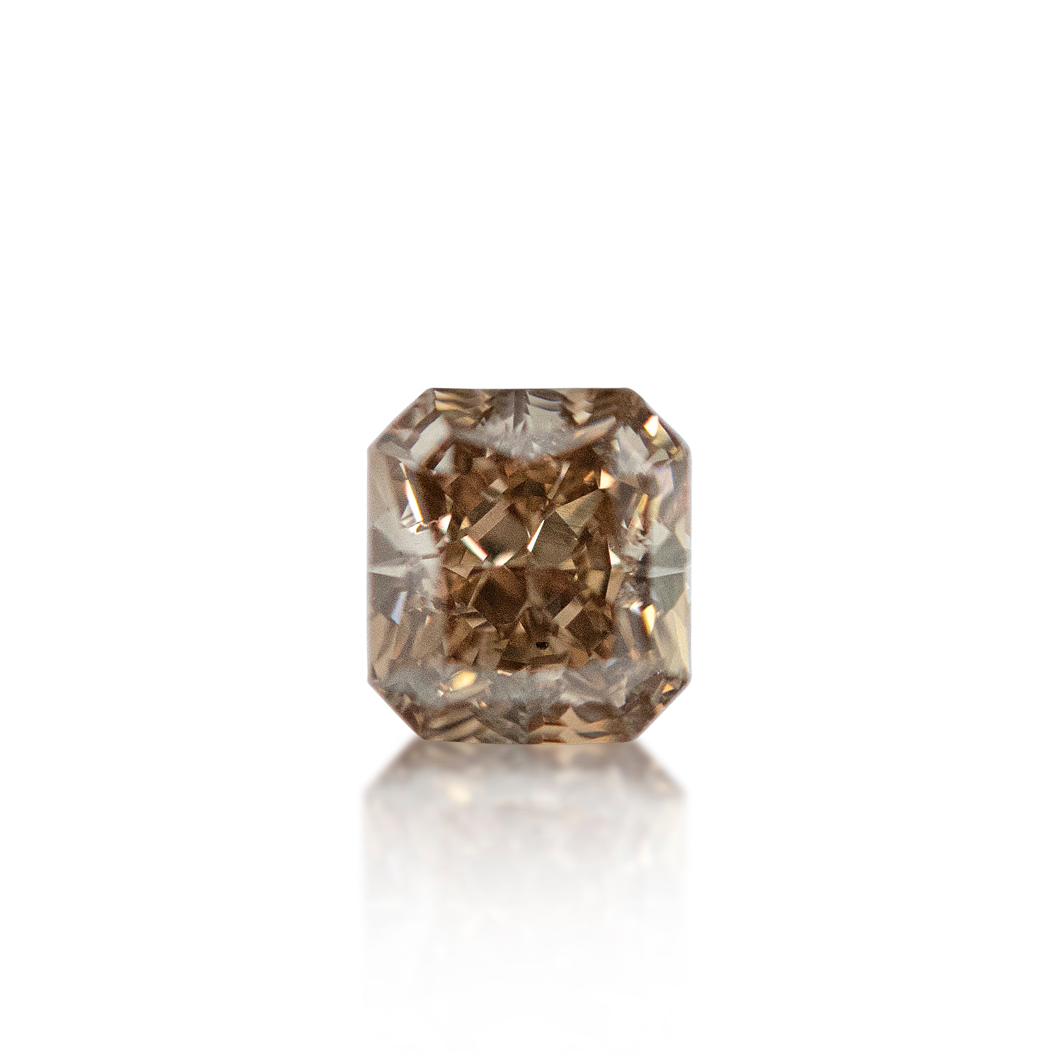 0.45ct Argyle Champagne Radiant Cut C4