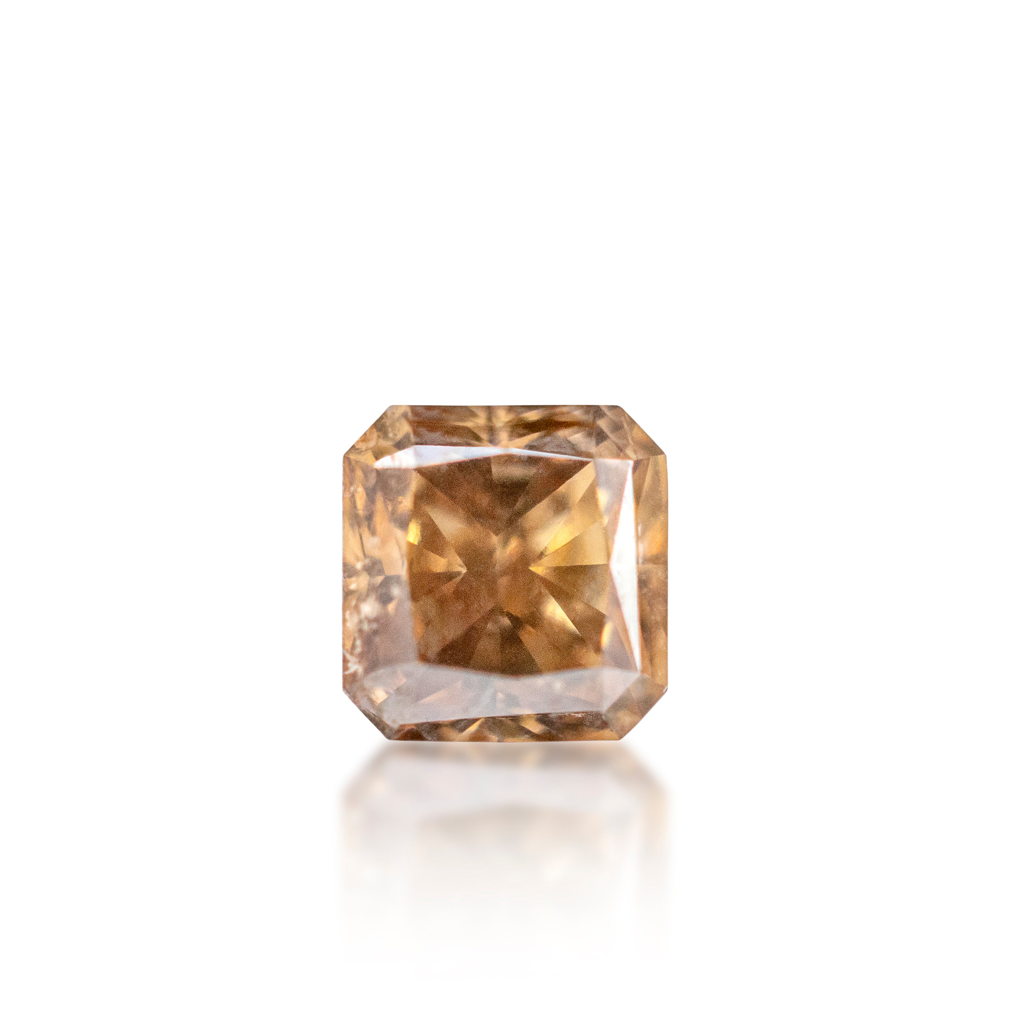 0.48 ct Argyle Champagne Radiant Cut C7