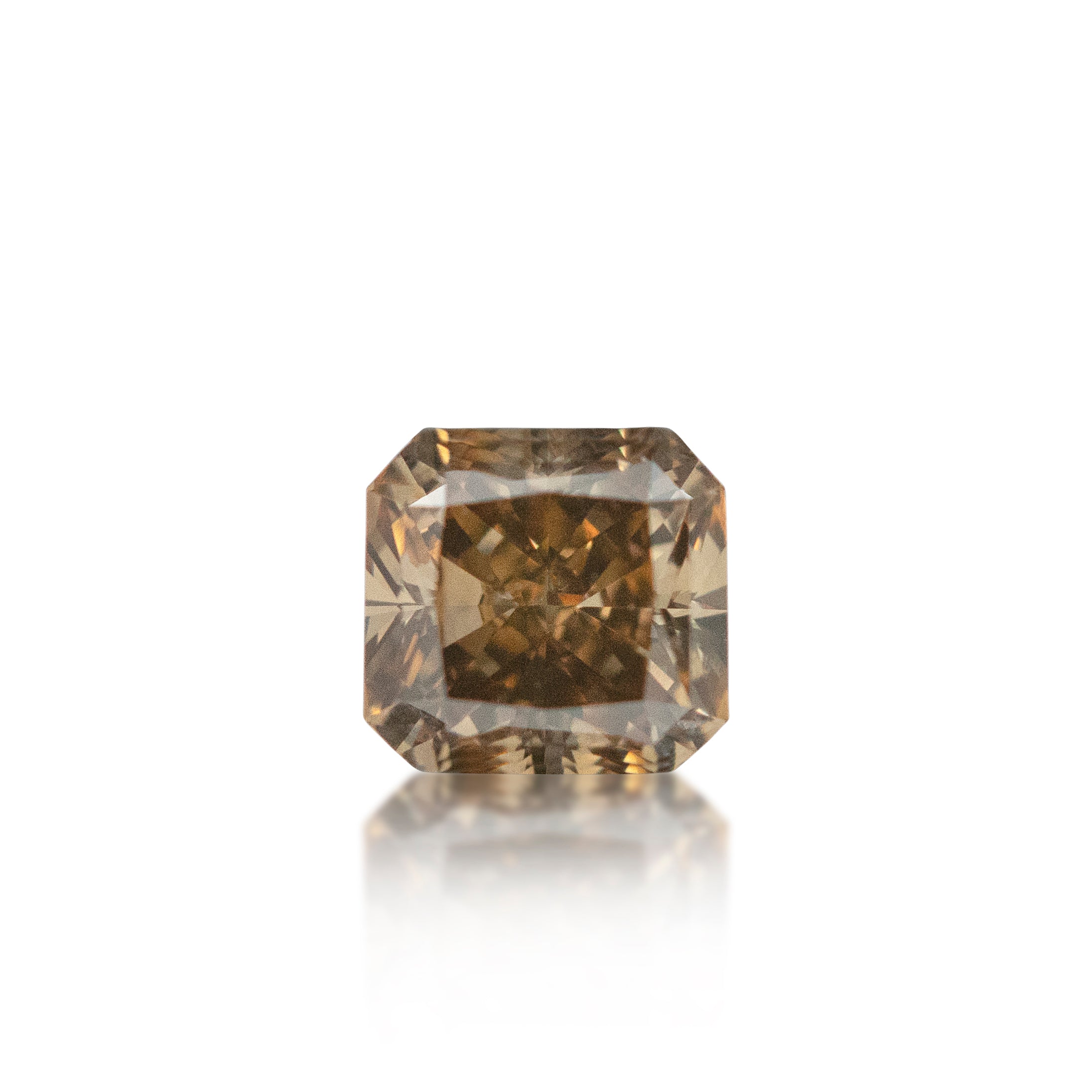 0.70ct Argyle Champagne Radiant Cut C4