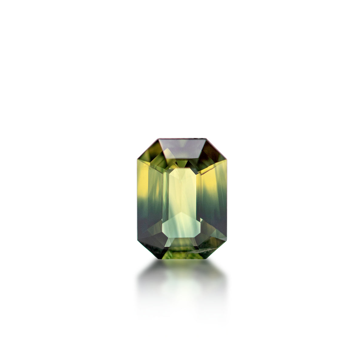 Australian Sapphire — 1.89 cts Emerald Cut | Parti Sapphire