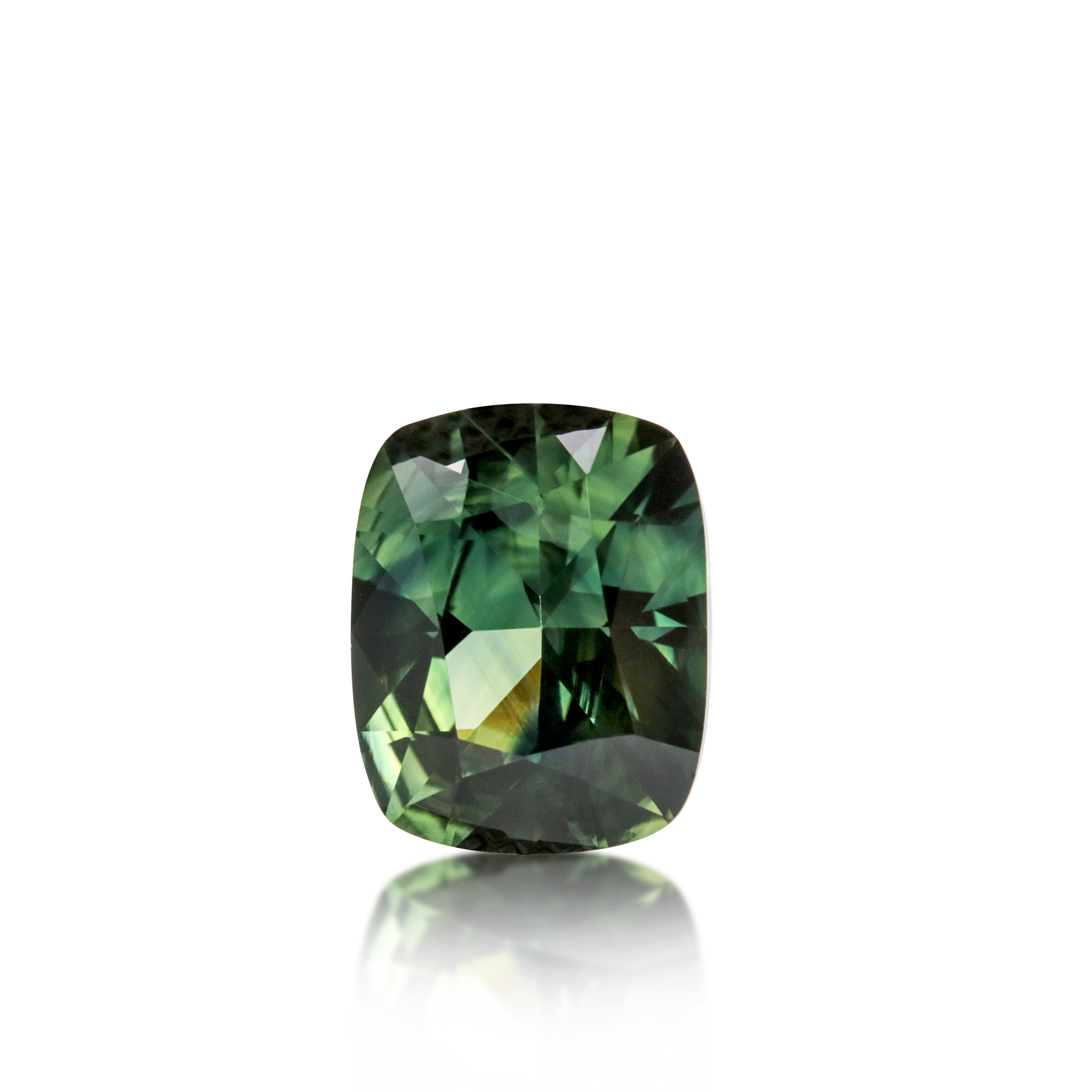 Australian Sapphire — 3.35 cts Cushion | Green Sapphire