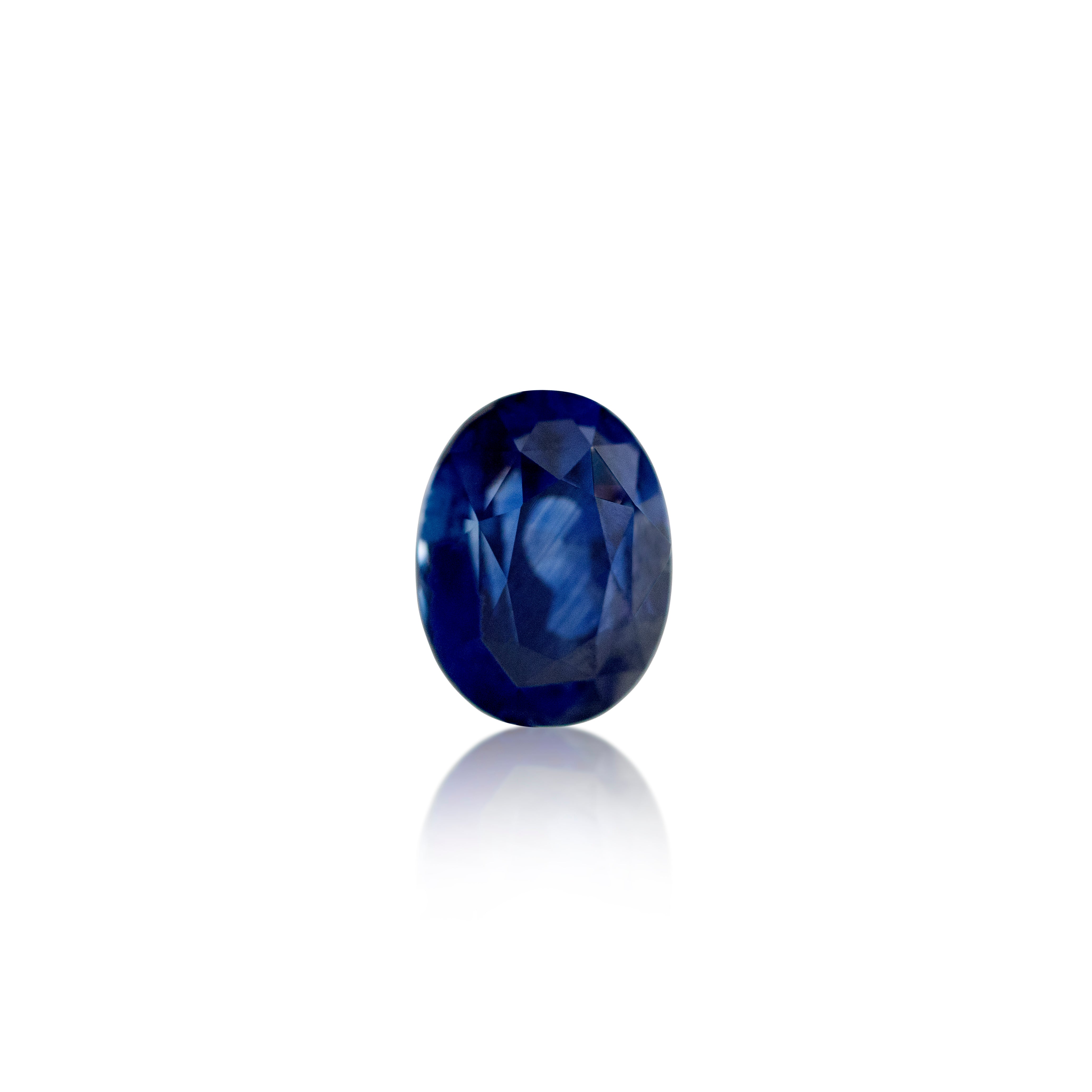 4.06 ct Oval Cut Blue