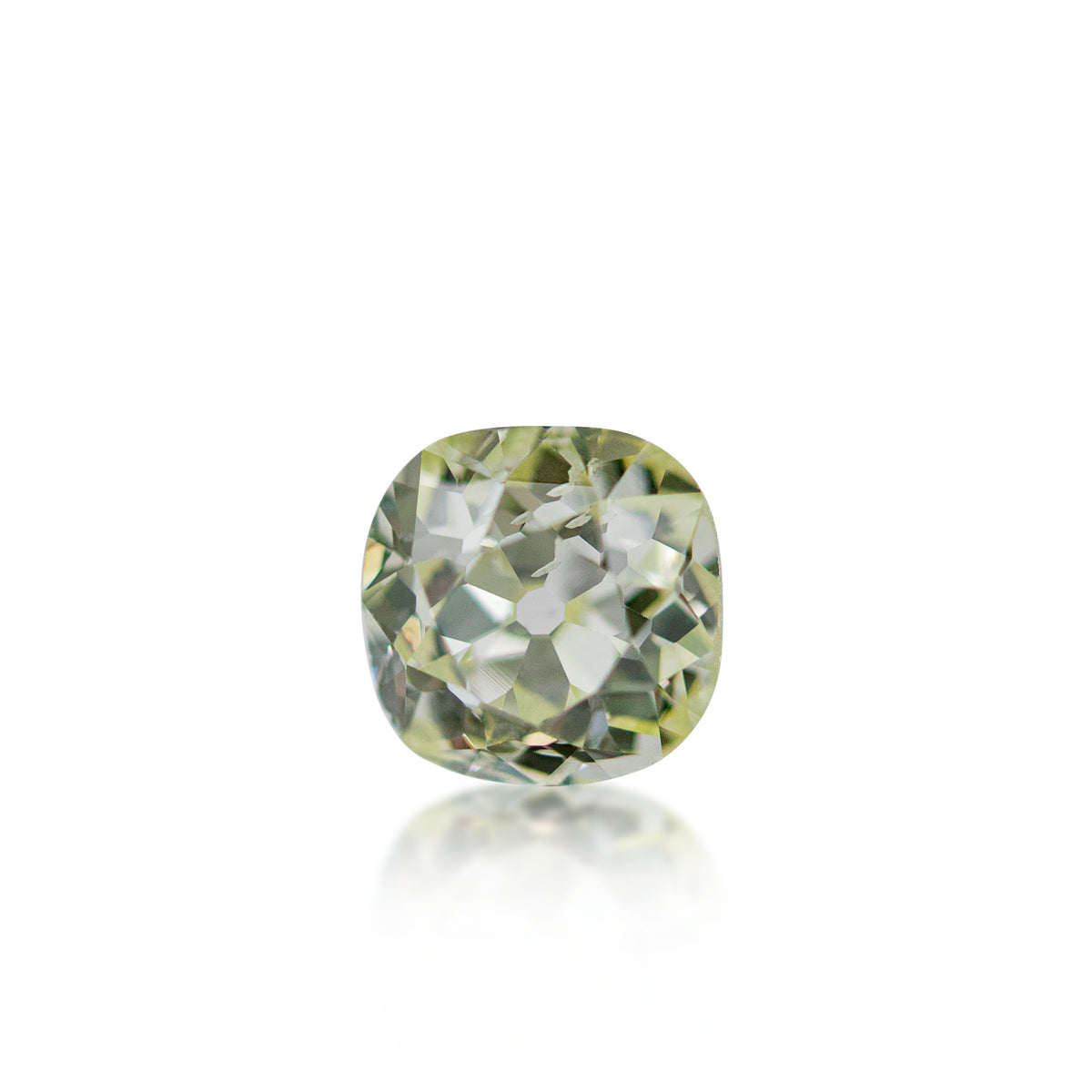 Antique Old Mine Cut Diamond 0.90 ct |Fancy Light Green SI2