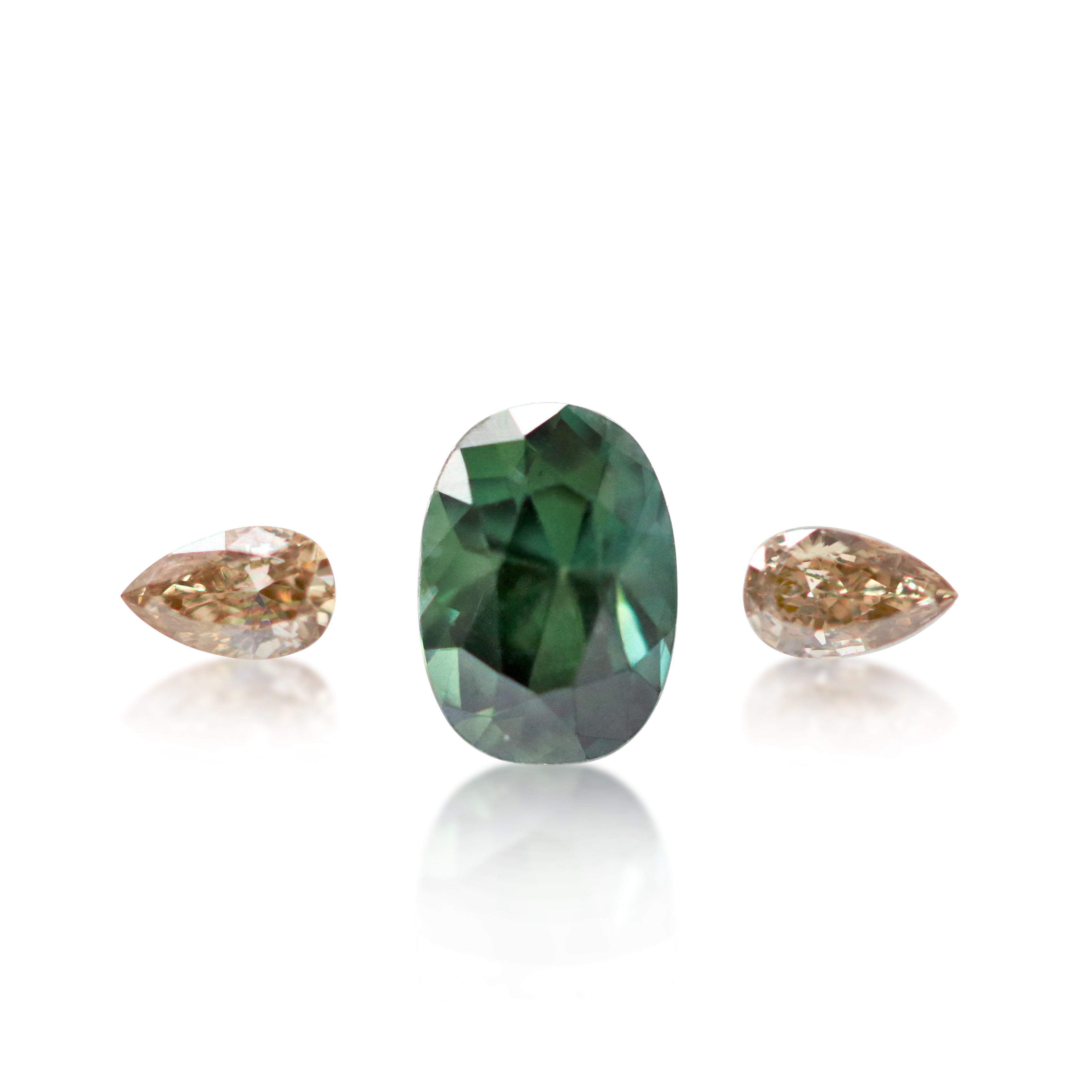 0.55 ct Parti-Sapphire & 2 = 0.08 Pear Argyle Diamonds